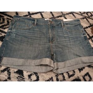 Ann Taylor LOFT Denim Shorts Light Wash Size 14/32 Pocket Buttons Zipper Fly New